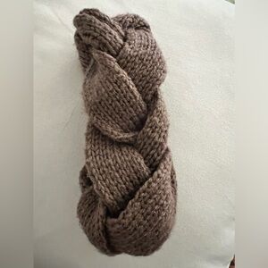 Woman’s Winter Head Band.